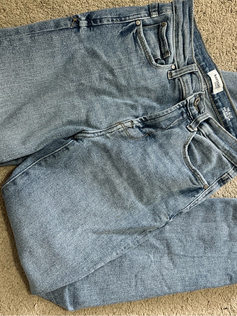 Kensie High-Rise slim straight Jeans in Medium Blue Wash
